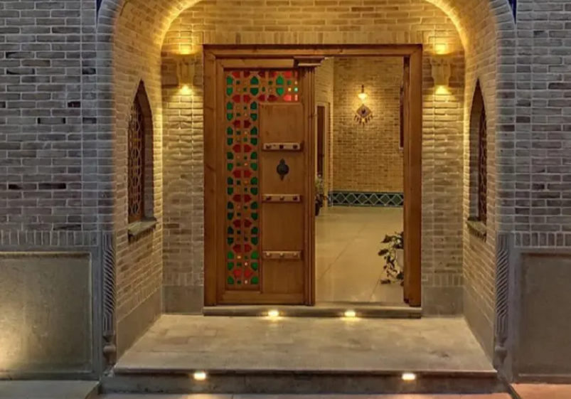 هتل سه ستاره درباری شیراز